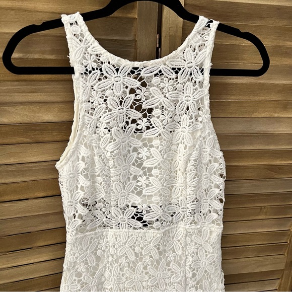 Sabo Skirt High Neck Crochet Lace Mini Dress Size Small Off White - Picture 9 of 14